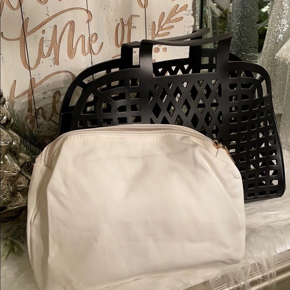 Vegan Leather Handbag - Picture 7 of 7